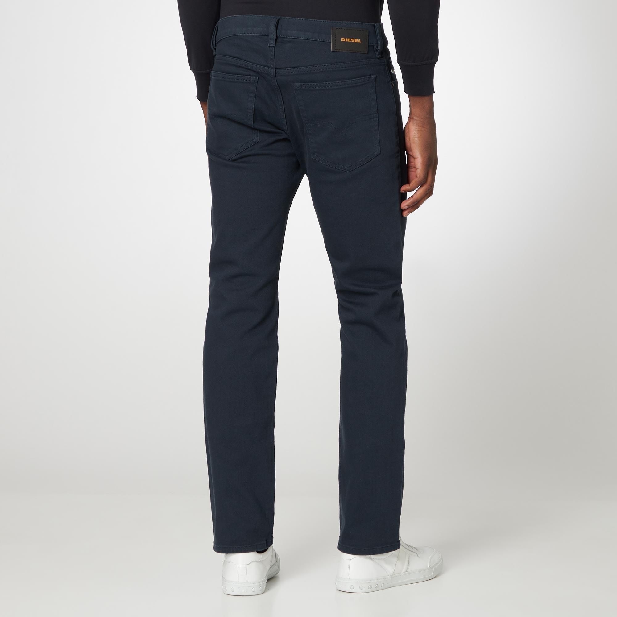 Mihtry Mid-Rise Straight Leg Jeans